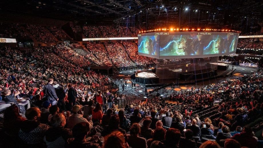 Cover Image for How League of Legends esports data boosts fan engagement and accessibility.